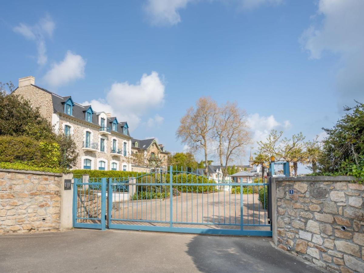 Apartment Le Parc Du Prieure By Interhome Dinard Exterior photo